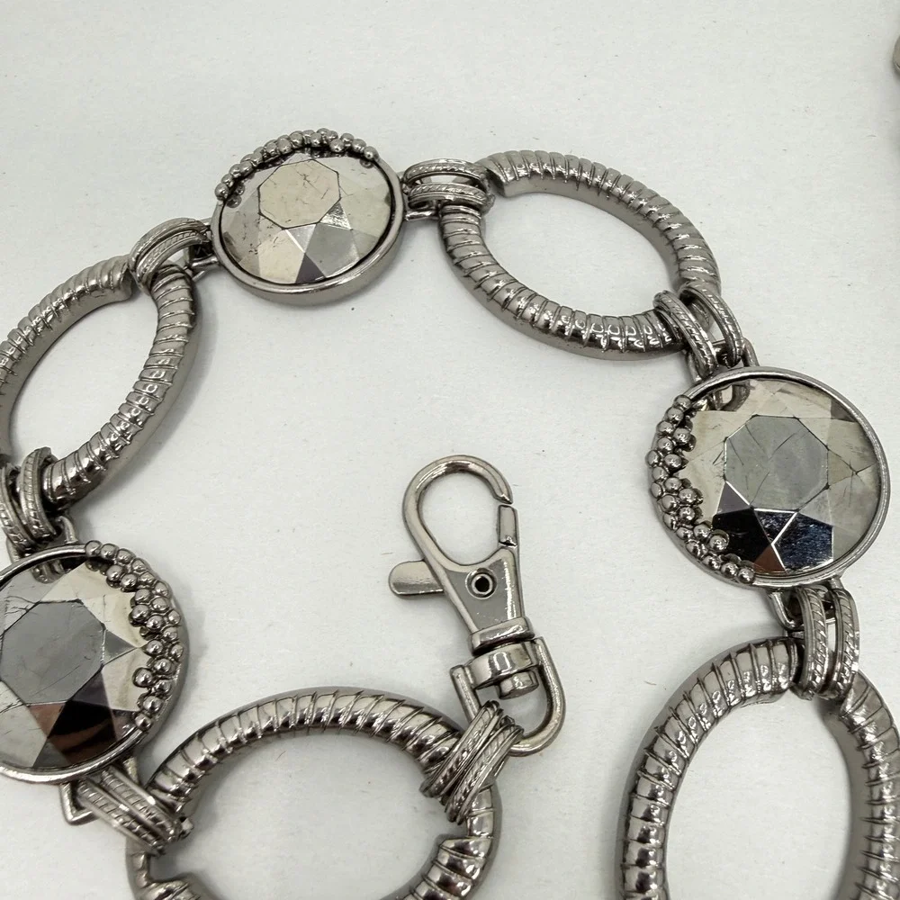 Gunmetal Chain Link Belt with‎ Large Faceted Grey Crystals and Textured Ovals